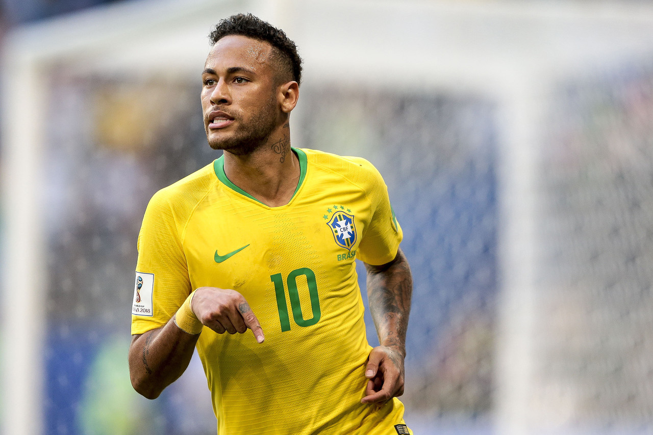 对风雨交加 对风雨交加