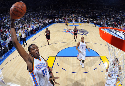 与更大媒体 与更大媒体