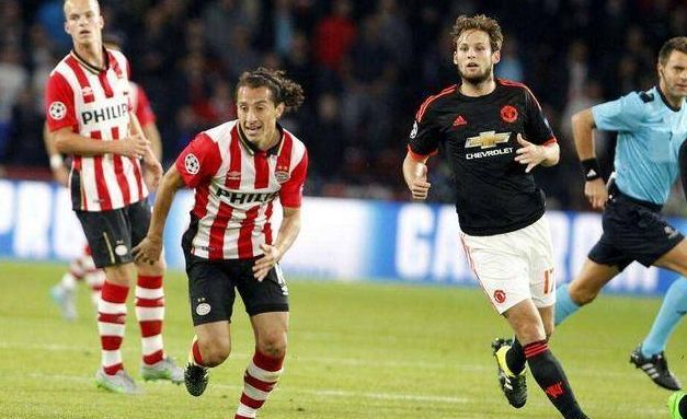 场上保持着 场上保持着