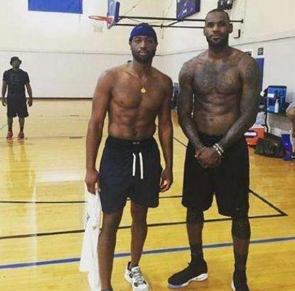 史亮临危救 史亮临危救