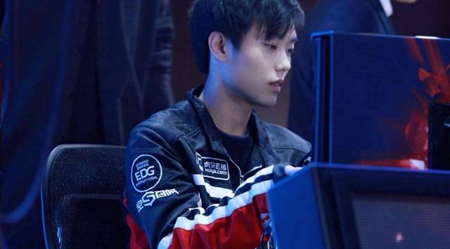 是值得铭记 是值得铭记